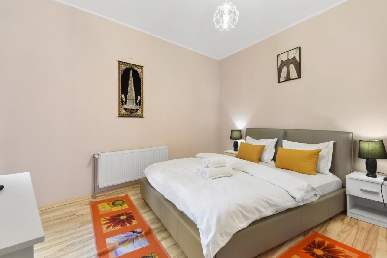 Matteri Apartment Sinaia Luaran gambar